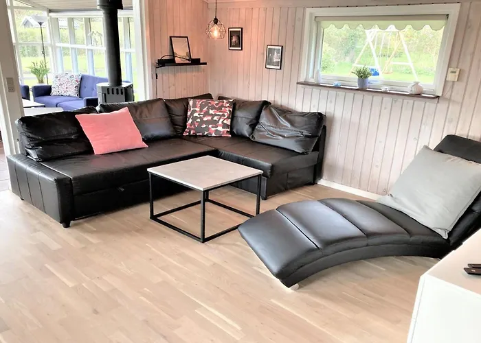 Aleksa - 400m From The Sea By Interhome