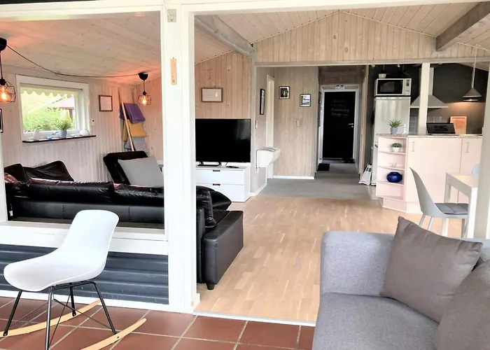 Aleksa - 400m From The Sea By Interhome *